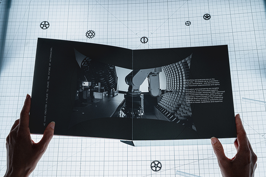 HUBLOT-big-bang-book-20-ans-interieur03